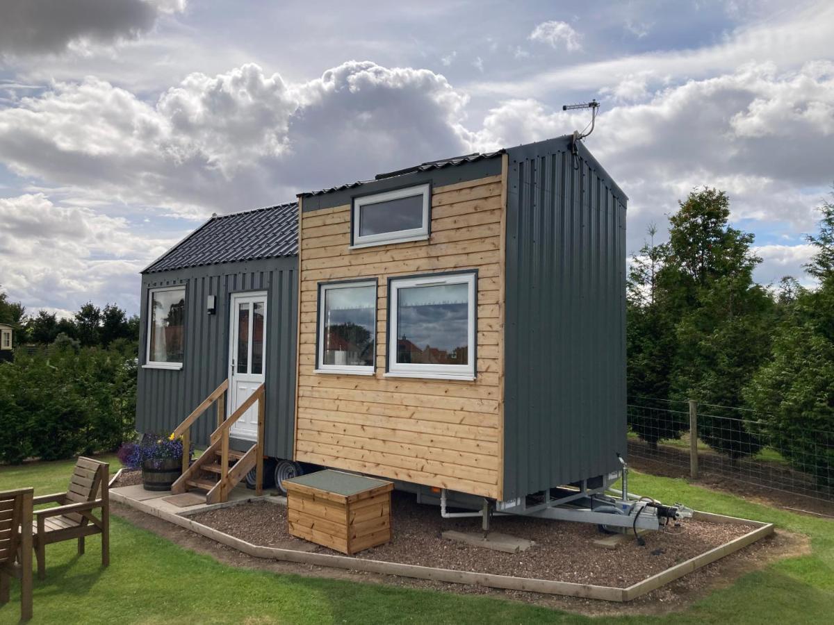 The Cedar Tiny House Villa Coldingham Exteriör bild